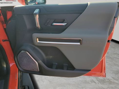New 2025 GMC Hummer EV 2X w/ LPO, Dark Essentials Package image 42