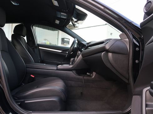 Used 2020 Honda Civic Sport image 28
