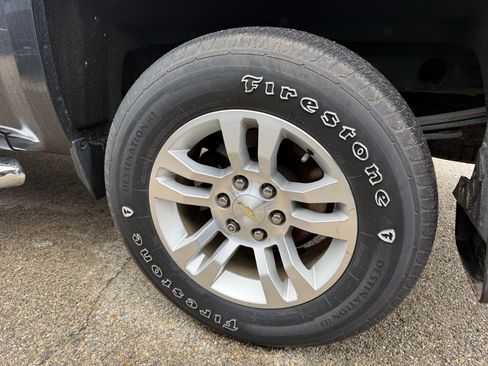 Used 2017 Chevrolet Silverado 1500 LT w/ All Star Edition image 9