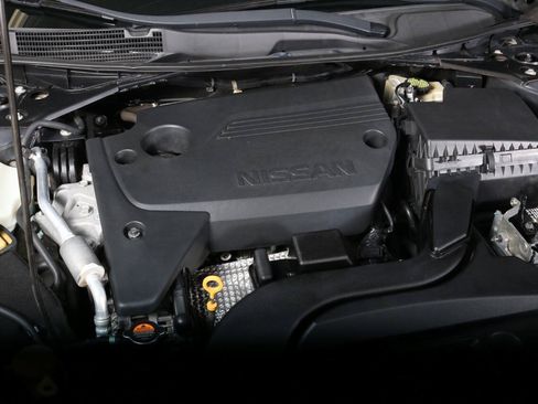 Used 2017 Nissan Altima 2.5 SV FWD image 6