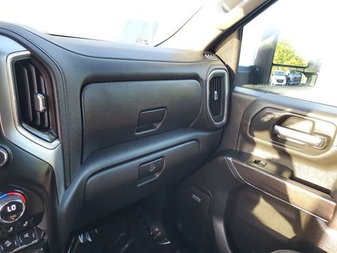 Used 2023 Chevrolet Silverado 2500 LTZ w/ LTZ Plus Package image 27