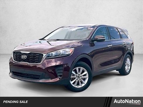 Used 2019 Kia Sorento FWD image 1