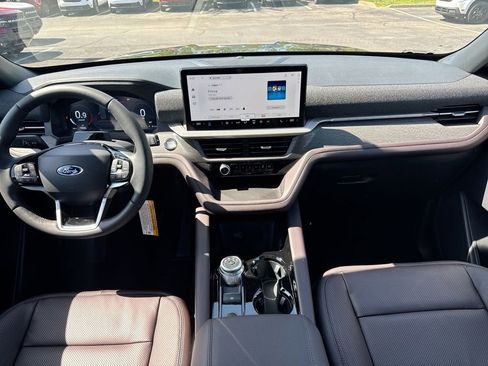 New 2026 Ford Explorer Platinum AWD/4WD image 10