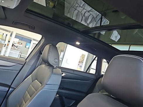 New 2026 Volkswagen Atlas Cross Sport SEL AWD/4WD image 29
