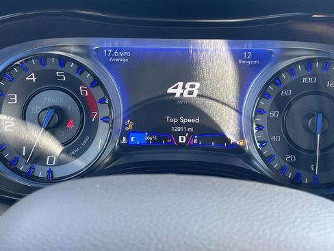 Used 2023 Chrysler 300 C RWD image 35