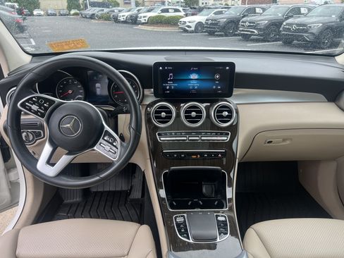 Certified 2022 Mercedes-Benz GLC 300 image 31
