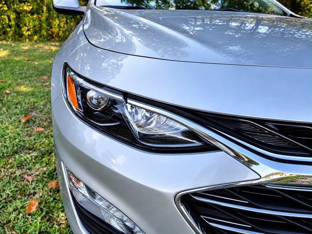 Used 2022 Chevrolet Malibu LT FWD image 10
