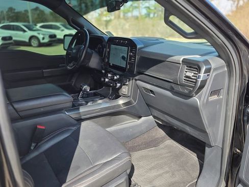 Used 2022 Ford F150 XLT w/ Equipment Group 302A High image 16