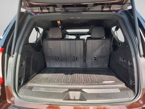 Used 2023 GMC Yukon XL Denali w/ Denali Reserve Package RWD image 31