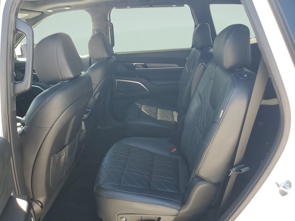 Used 2023 Kia Telluride SX Prestige X-Pro AWD/4WD image 10
