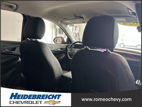 Used 2024 Buick Encore GX Sport Touring FWD image 32