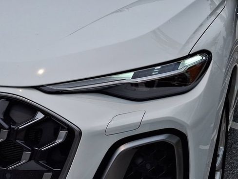 Certified 2025 Audi Q5 Premium Plus AWD/4WD image 9