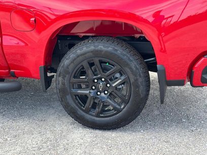 New 2026 Chevrolet Silverado 1500 Custom w/ Turbomax Blackout Package