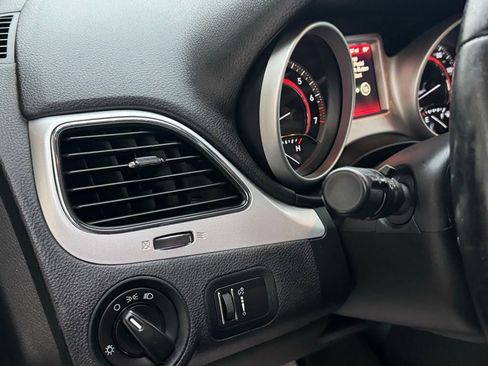 Used 2015 Dodge Journey American Value Package w/ Flexible Seating Group image 18