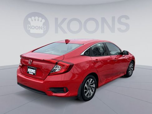 Used 2018 Honda Civic EX image 7