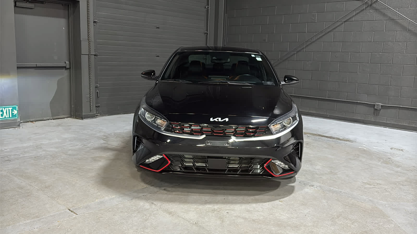 Used 2022 Kia Forte GT-Line w/ GT-Line Technology Package FWD image 2