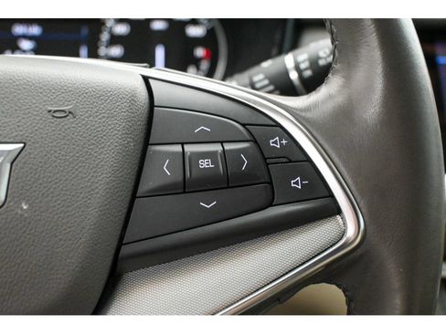 Certified 2022 Cadillac XT5 Premium Luxury FWD image 43