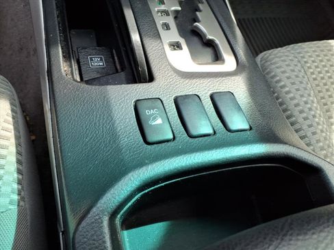 Used 2006 Toyota 4Runner SR5 image 16