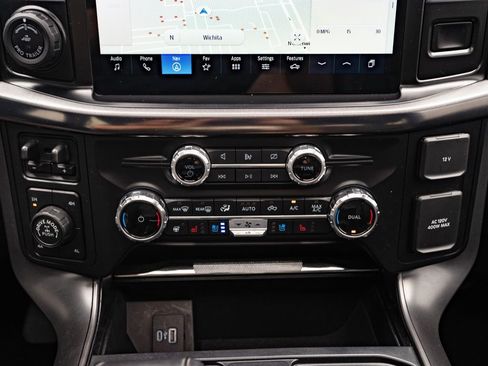 Used 2024 Ford F150 Lariat AWD/4WD image 36