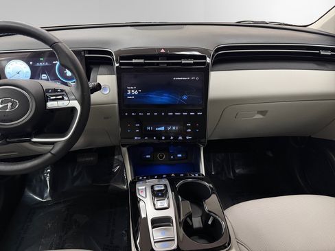 Certified 2023 Hyundai Tucson Limited w/ Cargo Package image 11
