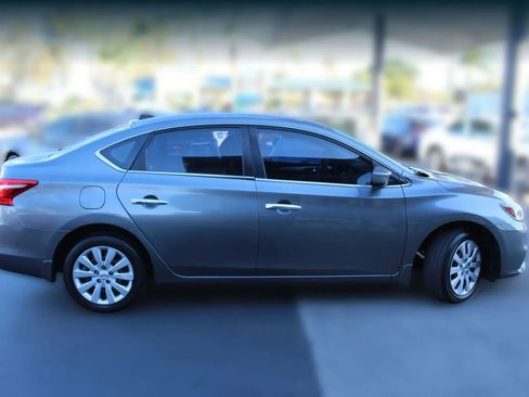 Used 2019 Nissan Sentra S image 6