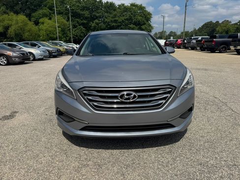 Used 2016 Hyundai Sonata SE FWD image 4