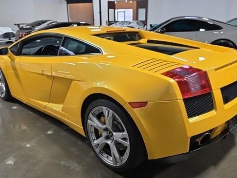 Used 2004 Lamborghini Gallardo AWD/4WD image 3