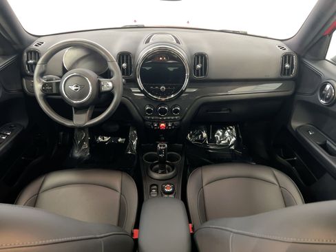 Used 2022 MINI Cooper Countryman Oxford Edition image 17