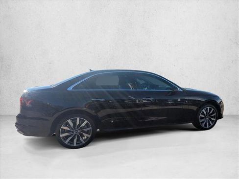 Used 2022 Audi A4 2.0T Premium Plus w/ Premium Plus Package image 4