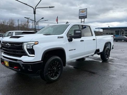 New 2026 Chevrolet Silverado 3500 LT w/ Trail Boss Package image 1