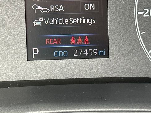 Used 2024 Toyota Corolla LE image 21