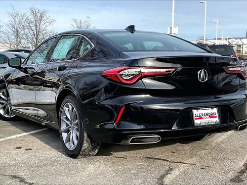 Used 2023 Acura TLX image 10
