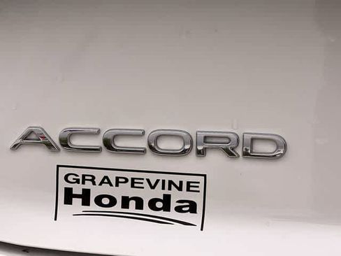 Used 2025 Honda Accord EX-L image 8