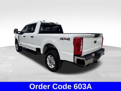 Used 2025 Ford F250 XLT image 7