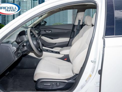 Certified 2023 Honda Accord EX image 17