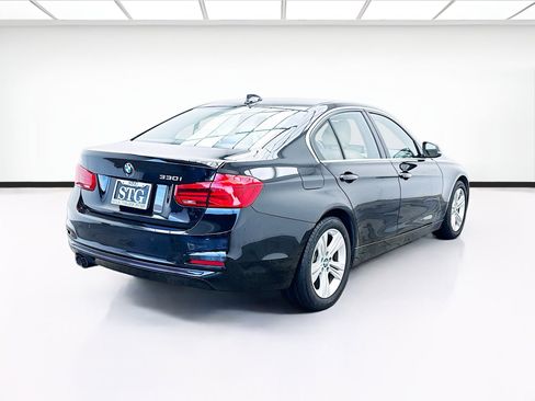 Used 2017 BMW 330i Sedan image 4