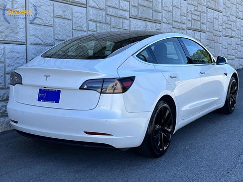 Used 2020 Tesla Model 3 Standard Range RWD image 6
