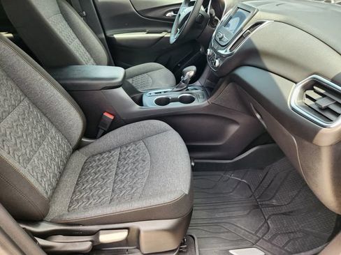 Used 2024 Chevrolet Equinox LT w/ LPO, Floor Liner Package FWD image 14