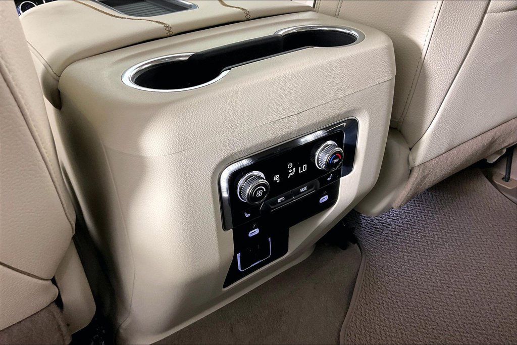Certified 2023 GMC Yukon Denali AWD/4WD image 9