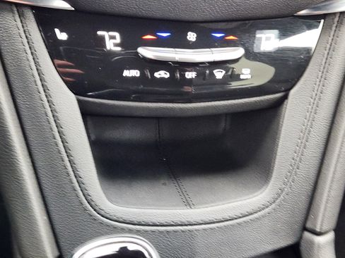 Certified 2025 Cadillac XT5 Premium Luxury image 19