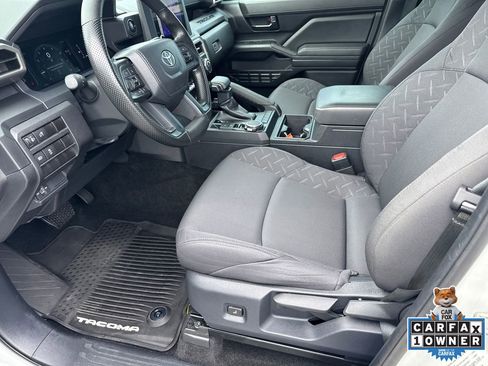 Used 2024 Toyota Tacoma SR image 9