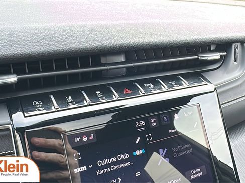 Used 2024 Jeep Grand Cherokee L Altitude image 19