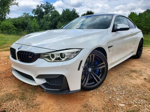 Used 2015 BMW M4 Coupe RWD image 3