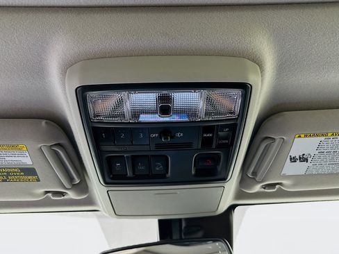 Used 2024 Toyota 4Runner Limited image 18