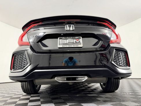 Used 2018 Honda Civic Si image 11