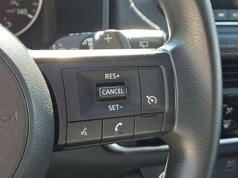 Used 2021 Nissan Rogue S AWD/4WD image 22