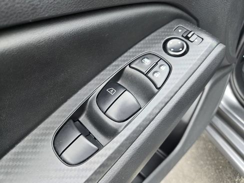 Used 2024 Nissan Altima 2.5 SV FWD image 18