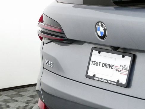Used 2024 BMW X5 xDrive40i w/ Premium Package image 38