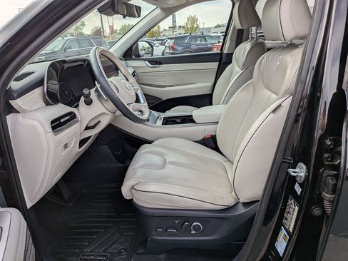 Used 2023 Hyundai Palisade Calligraphy image 27