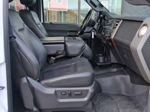 Used 2012 Ford F350 Lariat w/ Chrome Pkg image 12